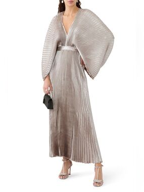 l'idee de luxe long-sleeve deep-v side-slit midi dress L'IDEE De Luxe Long-Sleeve Deep-V Side-Slit Midi Dress